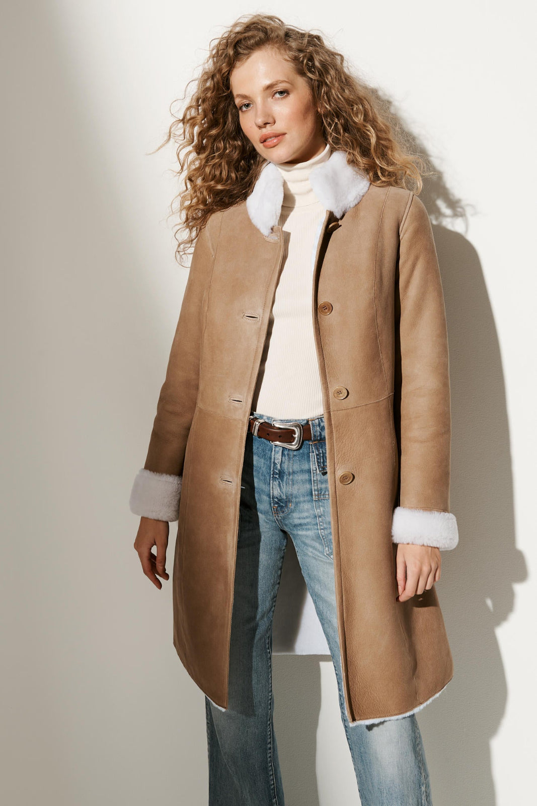 Women's Sheepskin Suede Leather Fur Collar Long Coat [Beige]