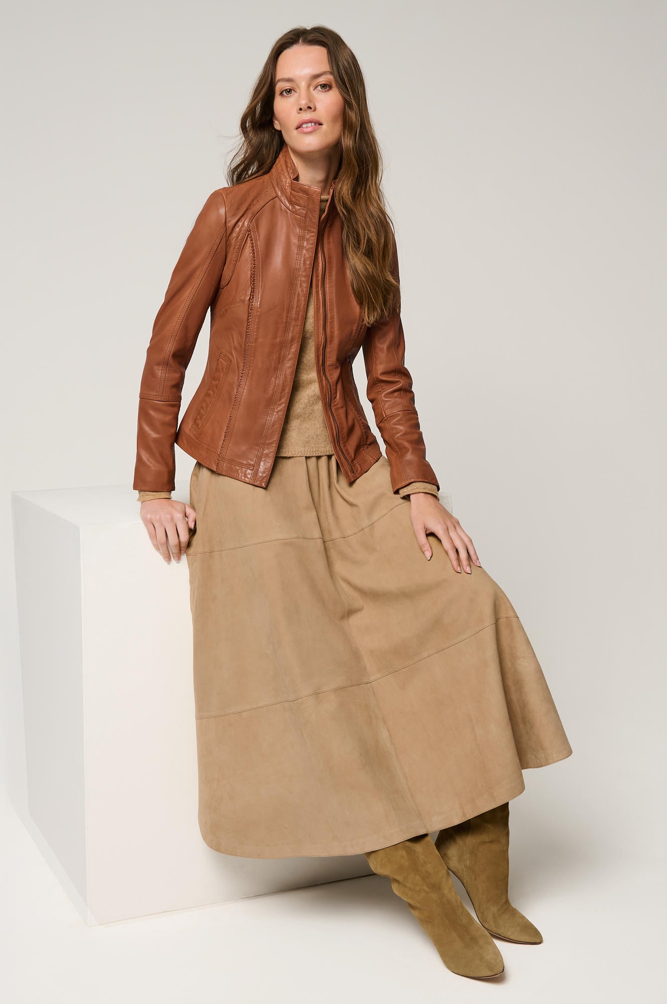 Women's Unique Leather Slim Fit Jacket [Brown]