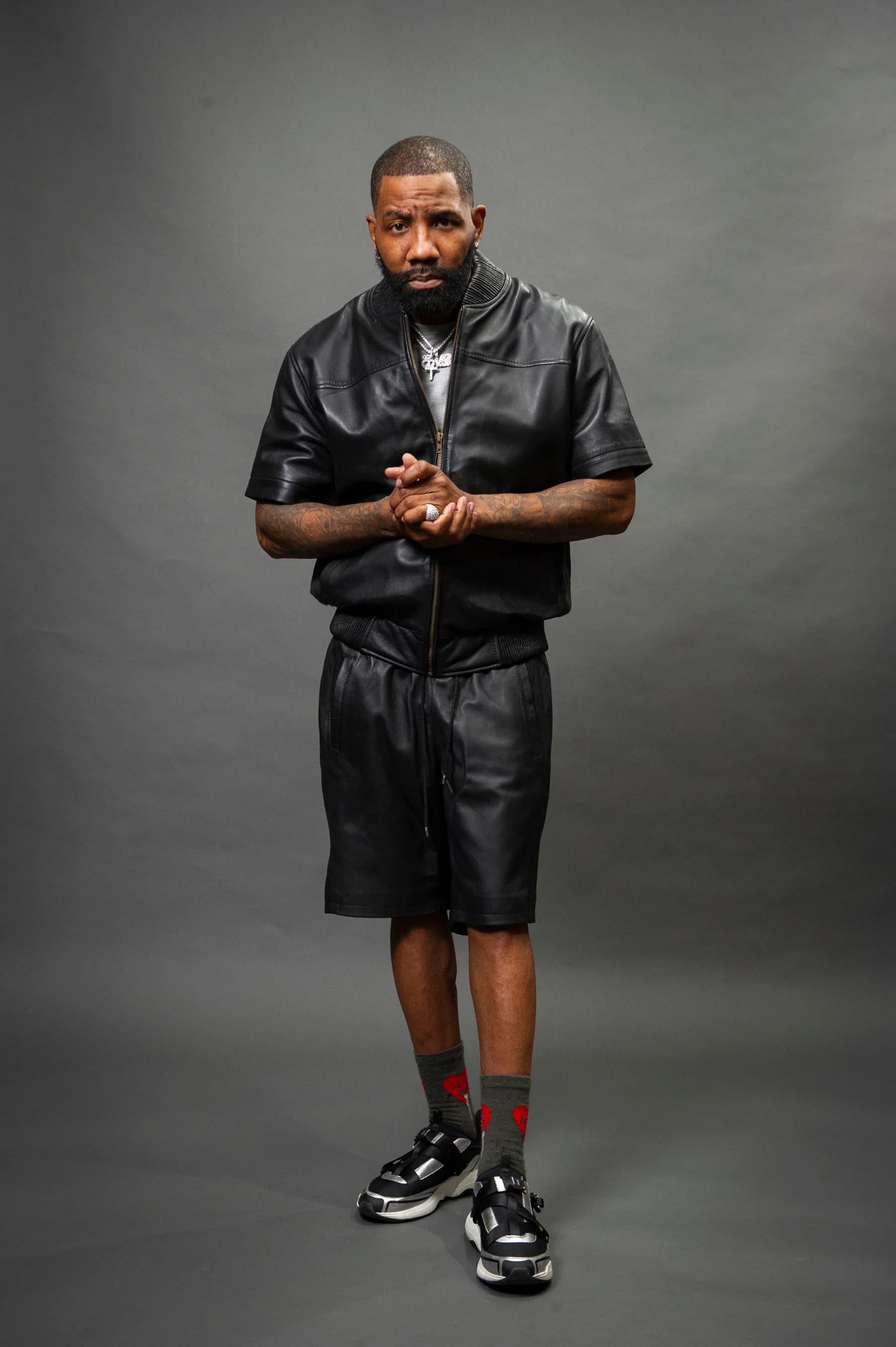 Men's Summer In Miami Leather Shirt And Cargo Shorts Set [Black]