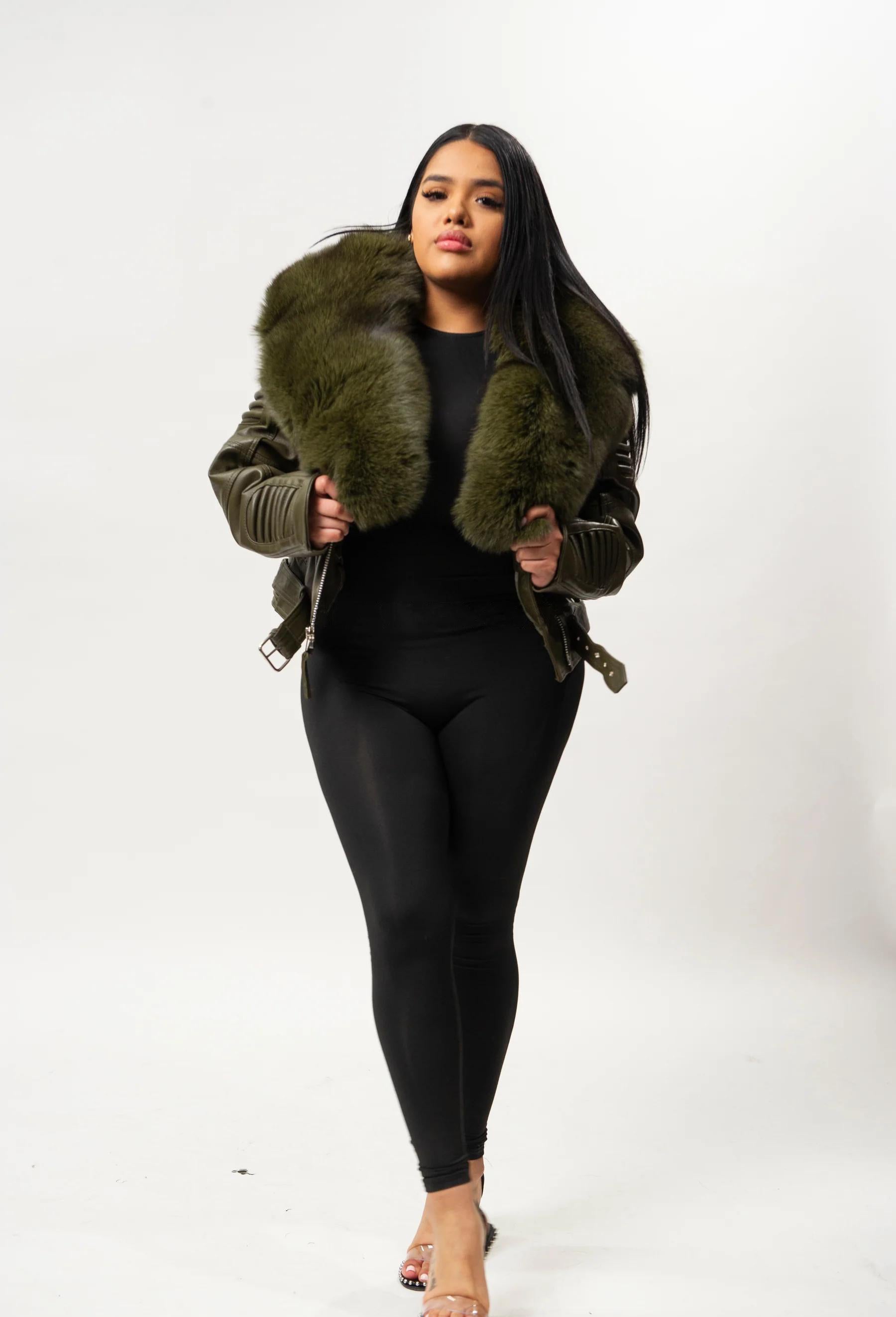 Women's Trey Biker Over-sized Fur Collar Leather Jacket [Olive]