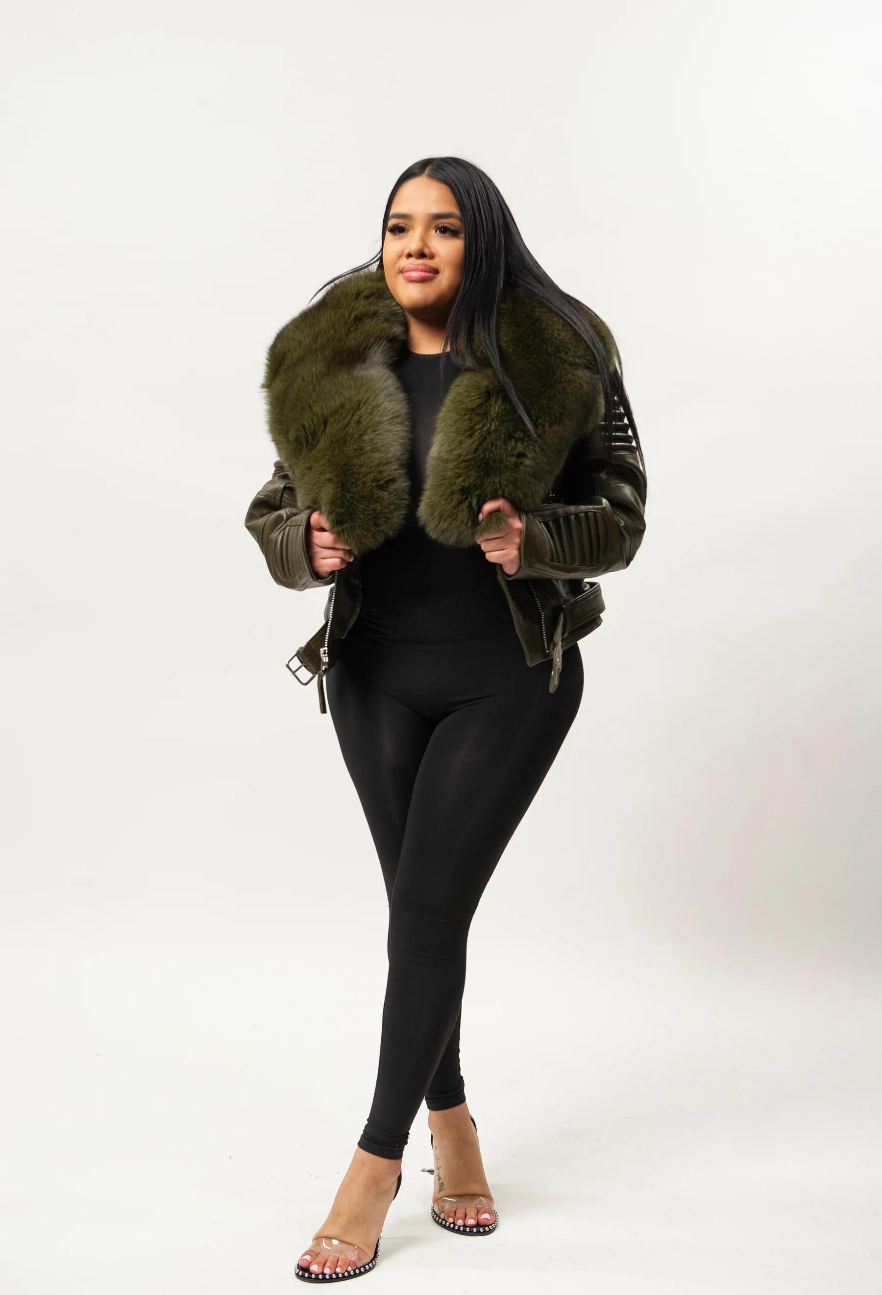 Women's Trey Biker Over-sized Fur Collar Leather Jacket [Olive]