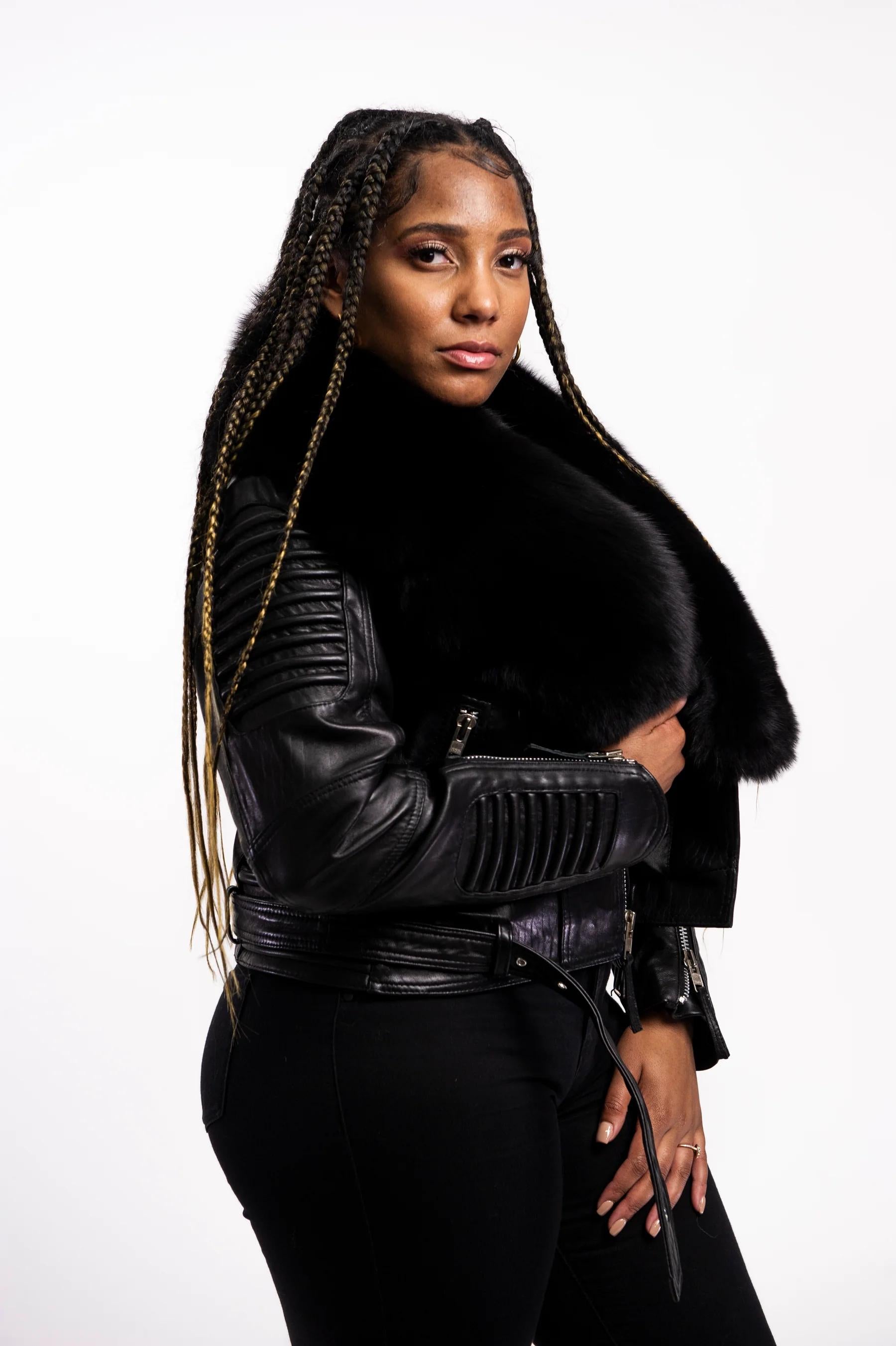 Women's Trey Biker Over-sized Fur Collar Leather Jacket [Black]