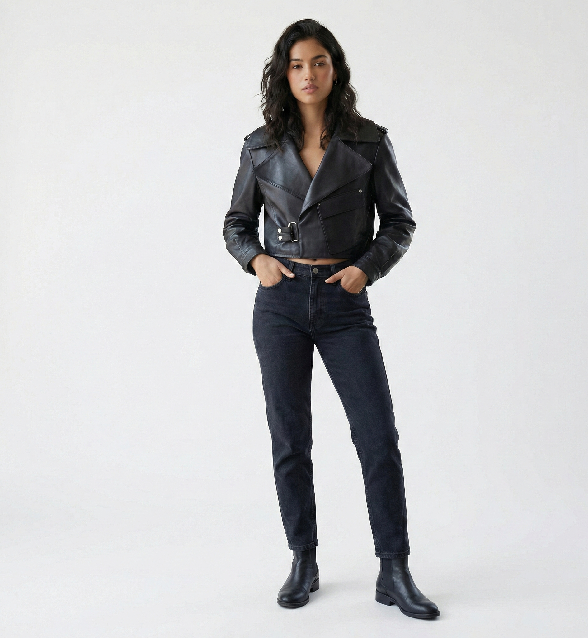 Modern Cropped Leather Jacket for Women – Classic Moto Look