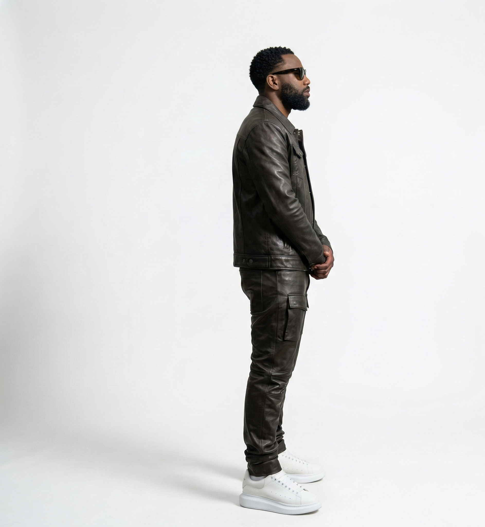 Men’s Dark Brown Leather Jacket & Cargo Pants Set – Casual Outfit