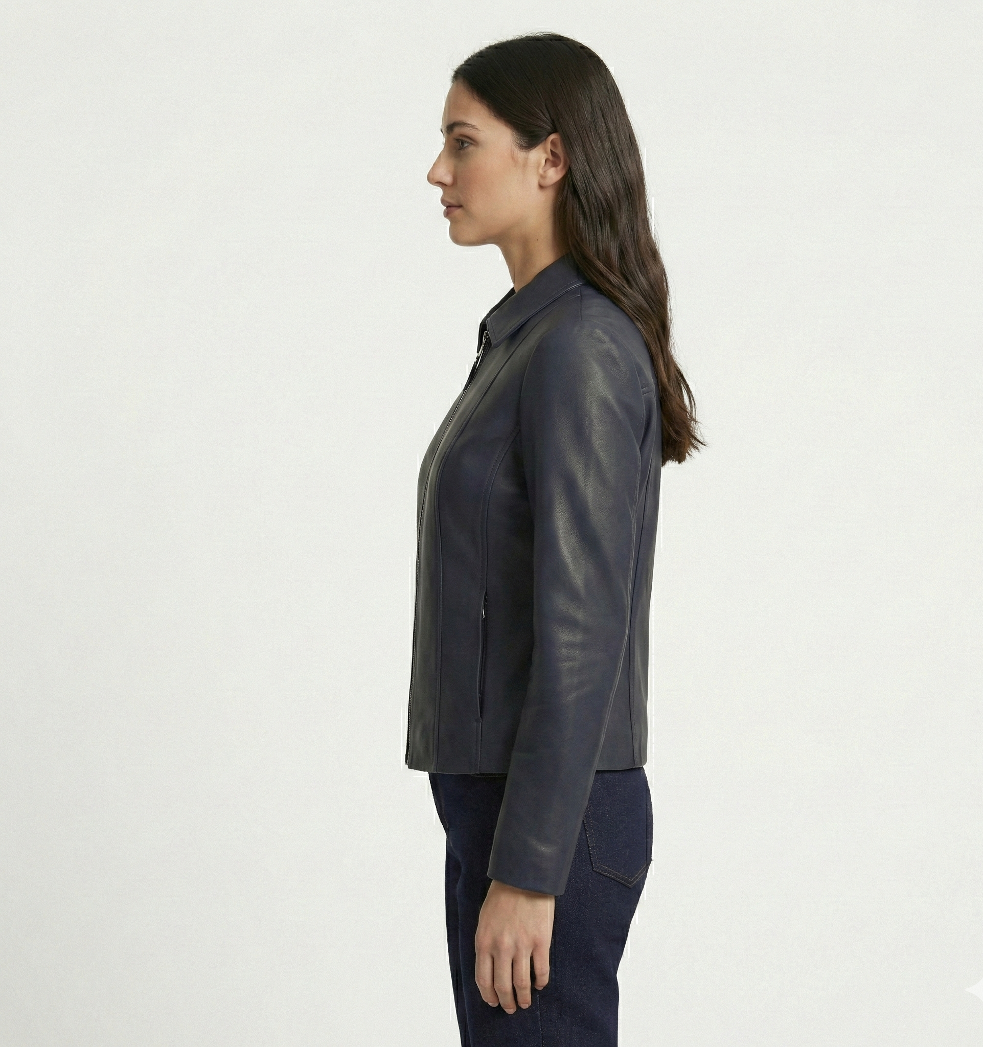 Women’s Classic Leather Zip Jacket – Minimalist Everyday Style
