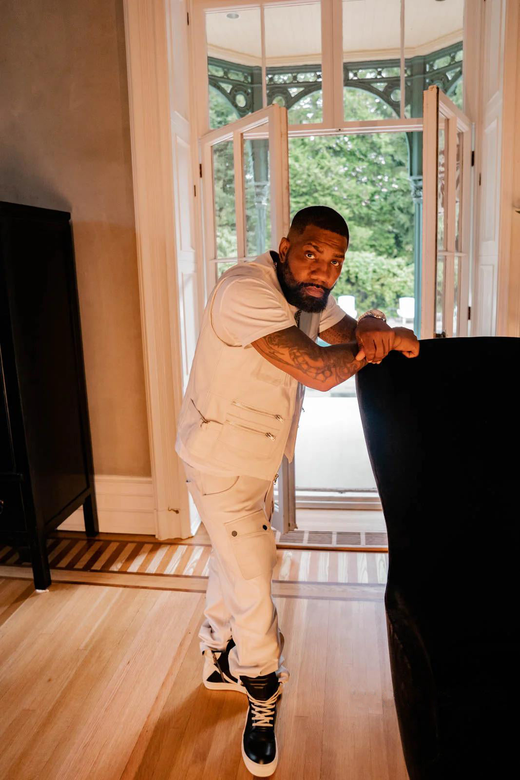 Men's Leather Tactical Vest With Leather Cargo Pants White [Slim-Cut]